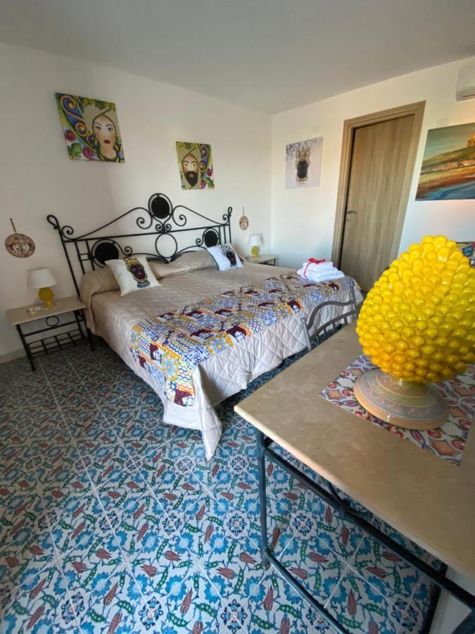 شينيسي B&B Torre Pozzillo المظهر الخارجي الصورة
